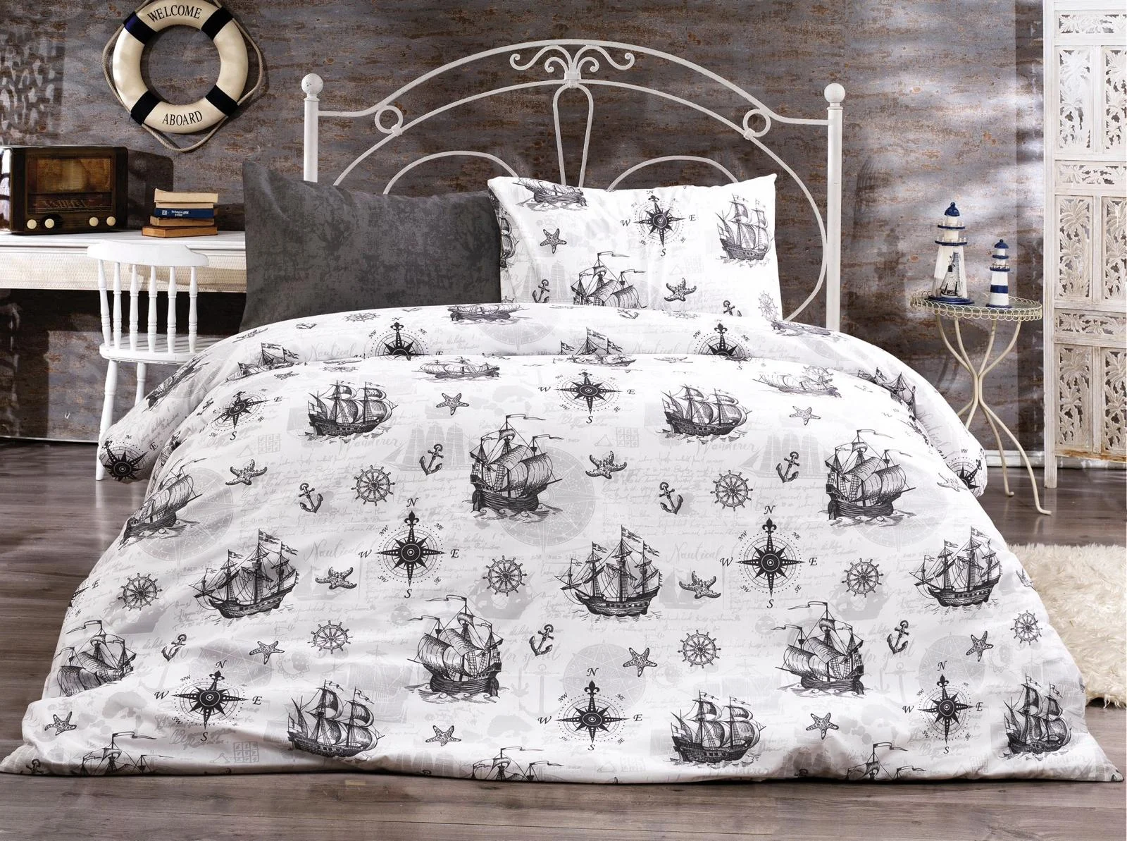 ⚓ Vintage Marine Collection